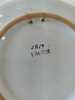 Rare duo d’assiettes italiennes en faïence – CACF Faenza