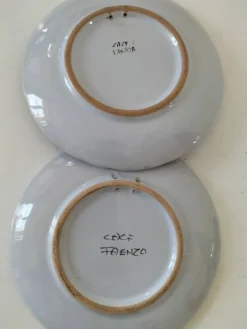 Rare duo d’assiettes italiennes en faïence – CACF Faenza