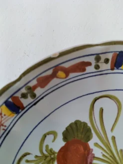 Rare duo d’assiettes italiennes en faïence – CACF Faenza