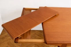 Rare - Grande table de salle à manger scandinave en teck par Johannes