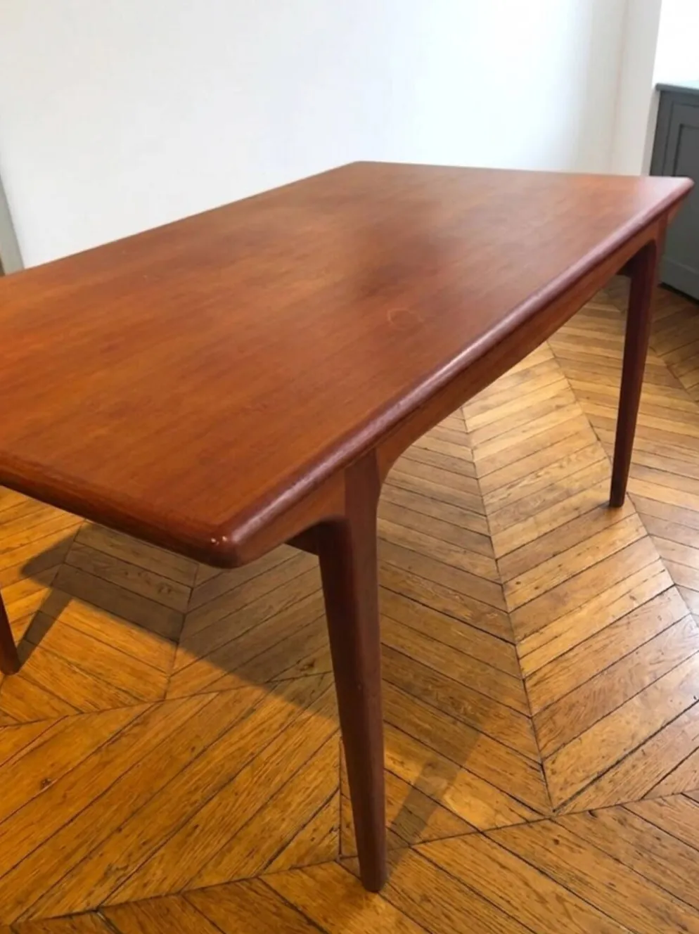 Rare - Grande table de salle à manger scandinave en teck par Johannes