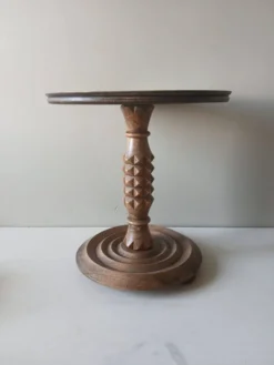 Rare guéridon en chêne massif Charles Dudouyt – Moderniste français, c