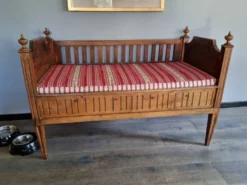 Rare Lit d'enfant Louis XVI d'époque