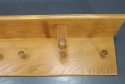Rare porte manteau mural en bois de frêne Aksel Kjersgaard des années 1970, Danemark