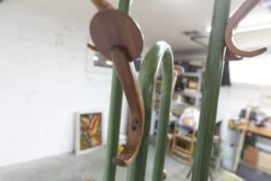 Rare portemanteau perroquet Baumann modèle Dièse 1990
