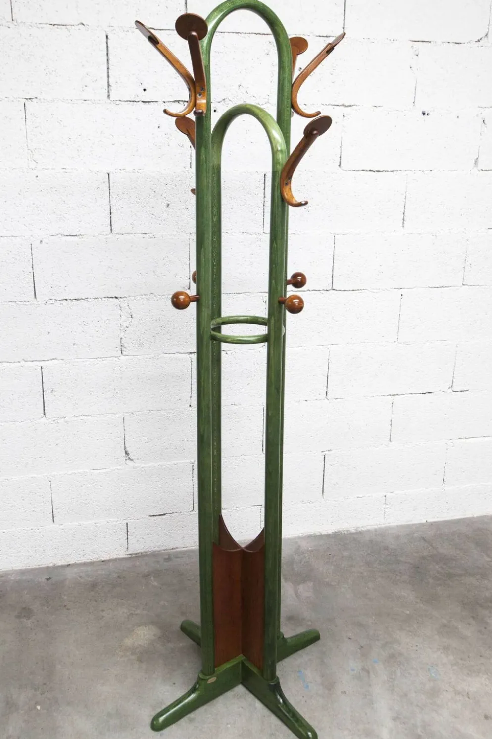 Rare portemanteau perroquet Baumann modèle Dièse 1990