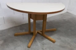 Rare set de 6 tables Baumann 1990, 80x120 et demi lune 120cm
