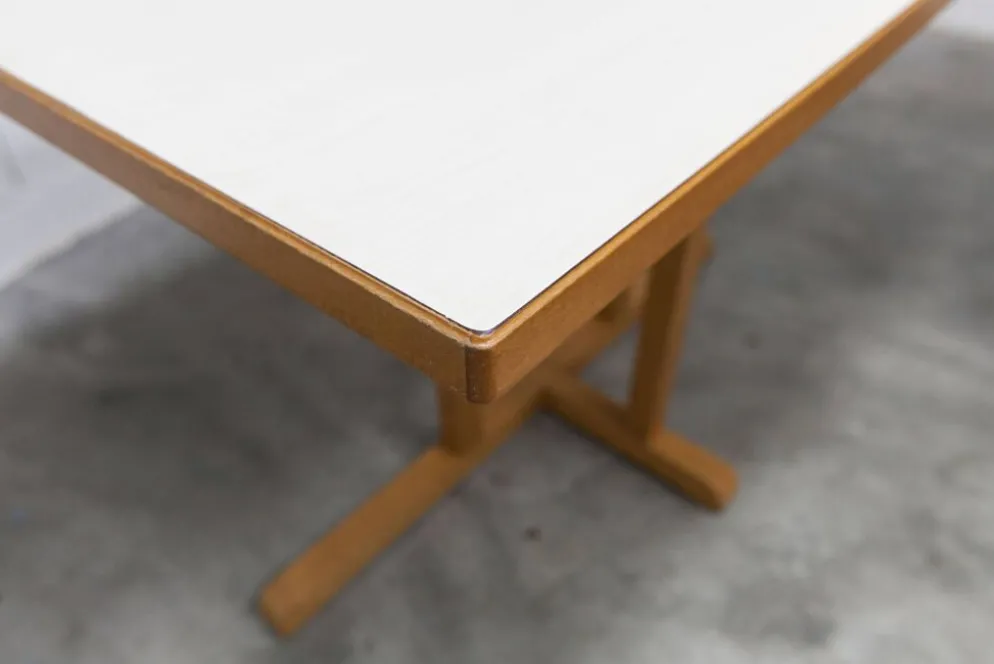 Rare set de 6 tables Baumann 1990, 80x120 et demi lune 120cm