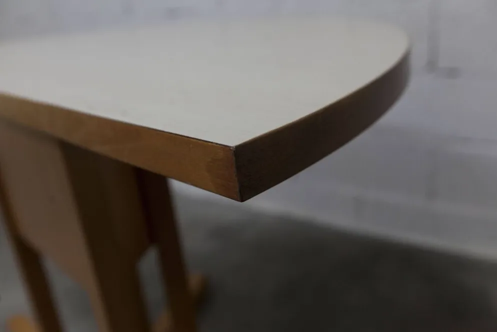 Rare set de 6 tables Baumann 1990, 80x120 et demi lune 120cm