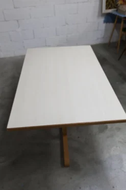 Rare set de 6 tables Baumann 1990, 80x120 et demi lune 120cm
