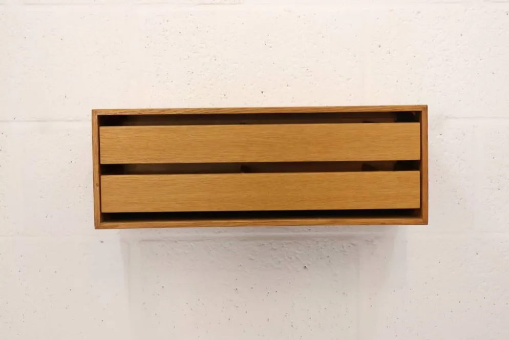 Rare table de nuit flottante en bois de chêne avec tiroirs - Danemark 70