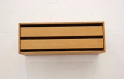 Rare table de nuit flottante en bois de chêne avec tiroirs - Danemark 70