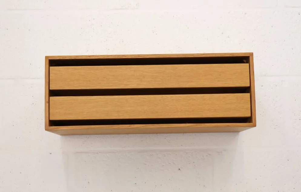 Rare table de nuit flottante en bois de chêne avec tiroirs - Danemark 70