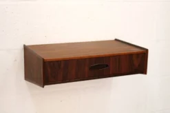 Rare table de nuit flottante en palissandre avec tiroir * Danemark 70 * bon état