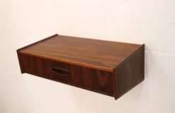 Rare table de nuit flottante en palissandre avec tiroir * Danemark 70 * bon état