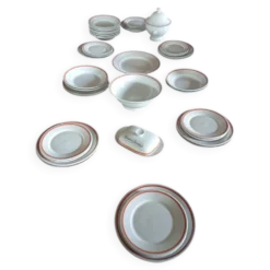 Rarissime service de table complet 40 pièces – modèle « Bistrot » par Jacques Lobjoy pour la porcelaine d'Auteuil, vers 1970