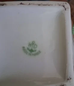 Rarissime sucrier Art Déco en porcelaine à motif fontaine stylisée – H