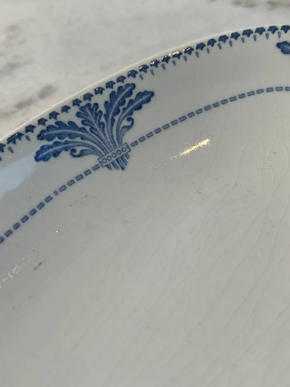 Ravier Creil et Montereau service Windsor 24cm