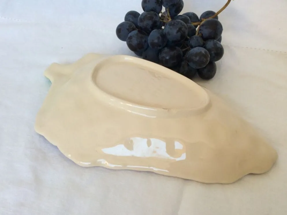 Ravier en forme de grappe de raisin poterie de St clément