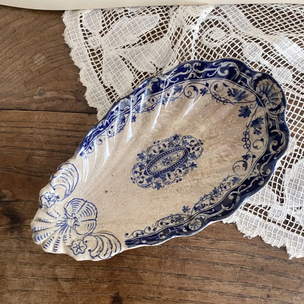 Ravier en terre de fer coquille Jules Vieillard, service "Louis XV"