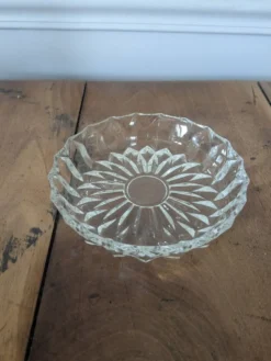 Ravier en verre ciselé
