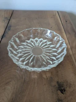 Ravier en verre ciselé