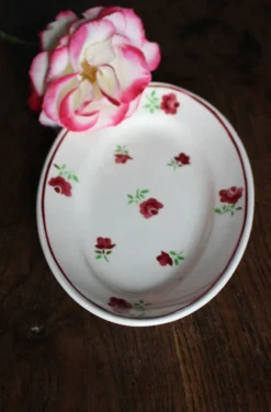 Ravier fleurs rouges Mireille Bandonviller Art Deco
