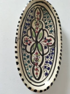 Ravier marocain en céramique émaillée style artisanat de Safi