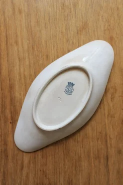 Ravier plat en terre de fer modèle
