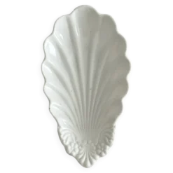 Ravier ramequin coquillage en porcelaine ancienne