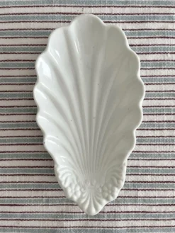 Ravier ramequin coquillage en porcelaine ancienne