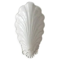 Ravier ramequin coquillage en porcelaine ancienne