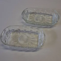 2 raviers/ramequins en verre transparent à oreilles en très bon état