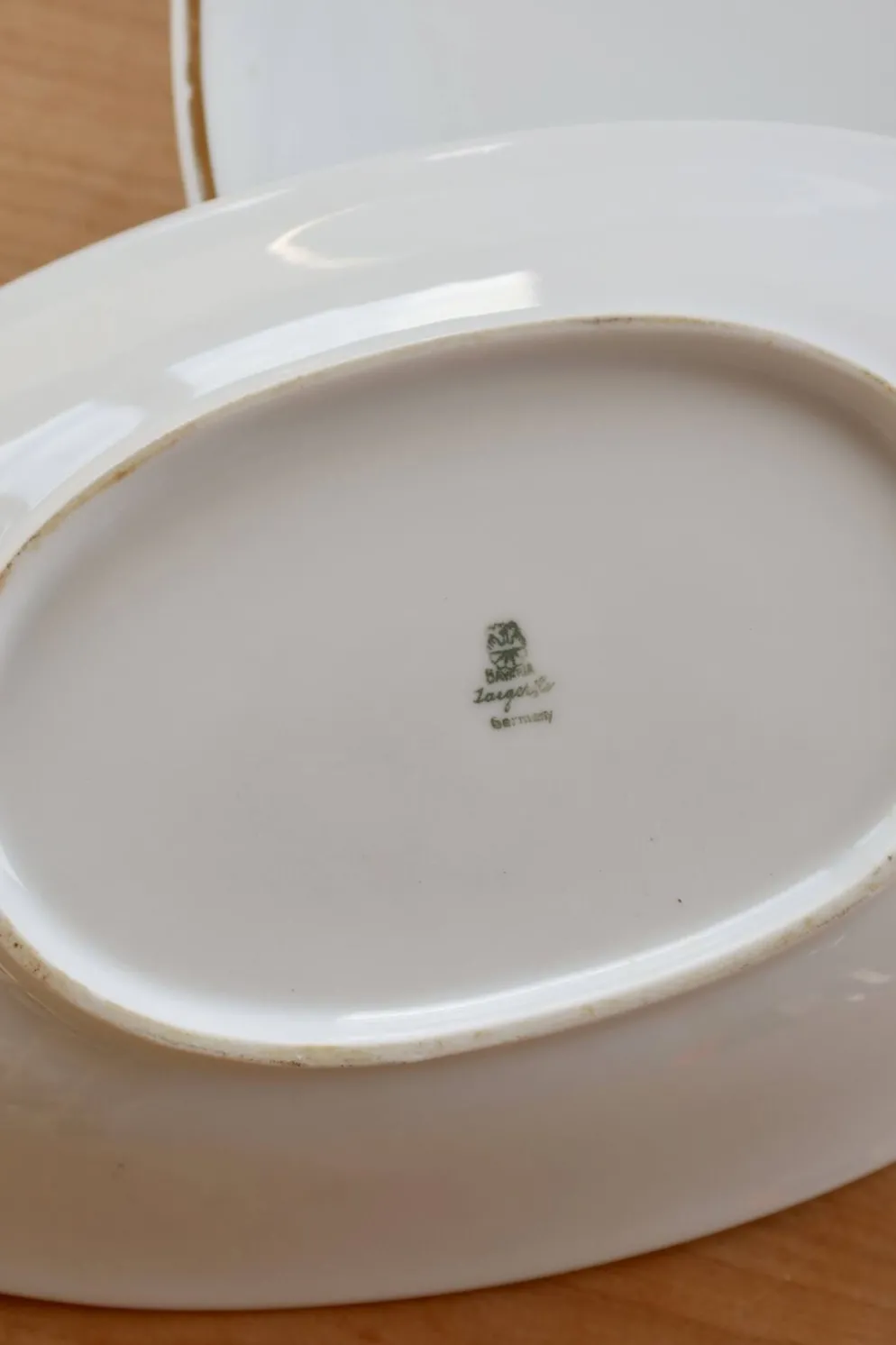 Raviers vintage en porcelaine blanche et liseré doré