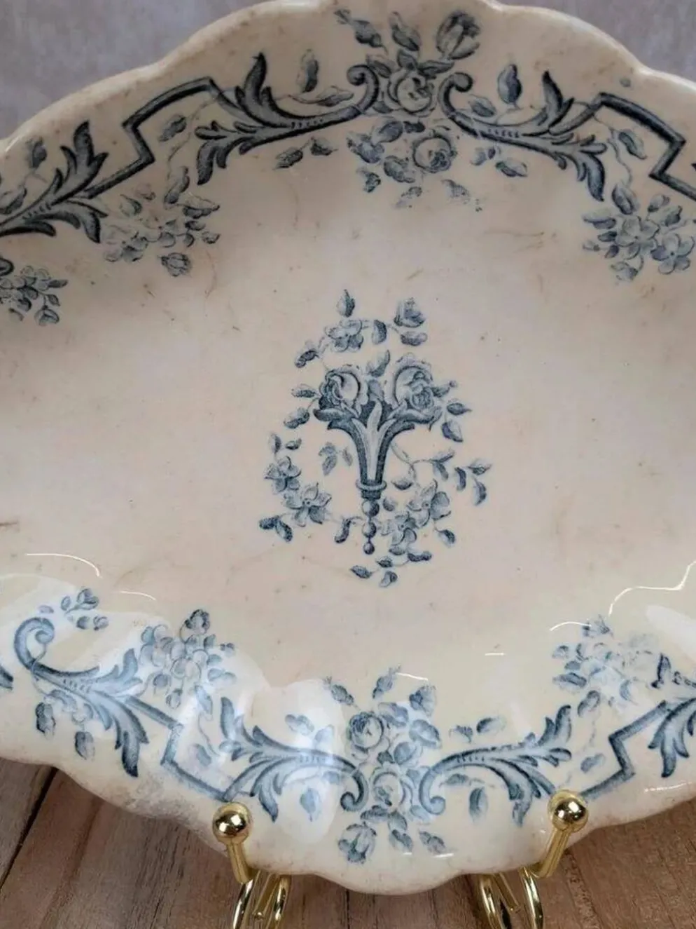 Ravier terre de fer Longchamp modèle Louis Xvi décor bleu ancien