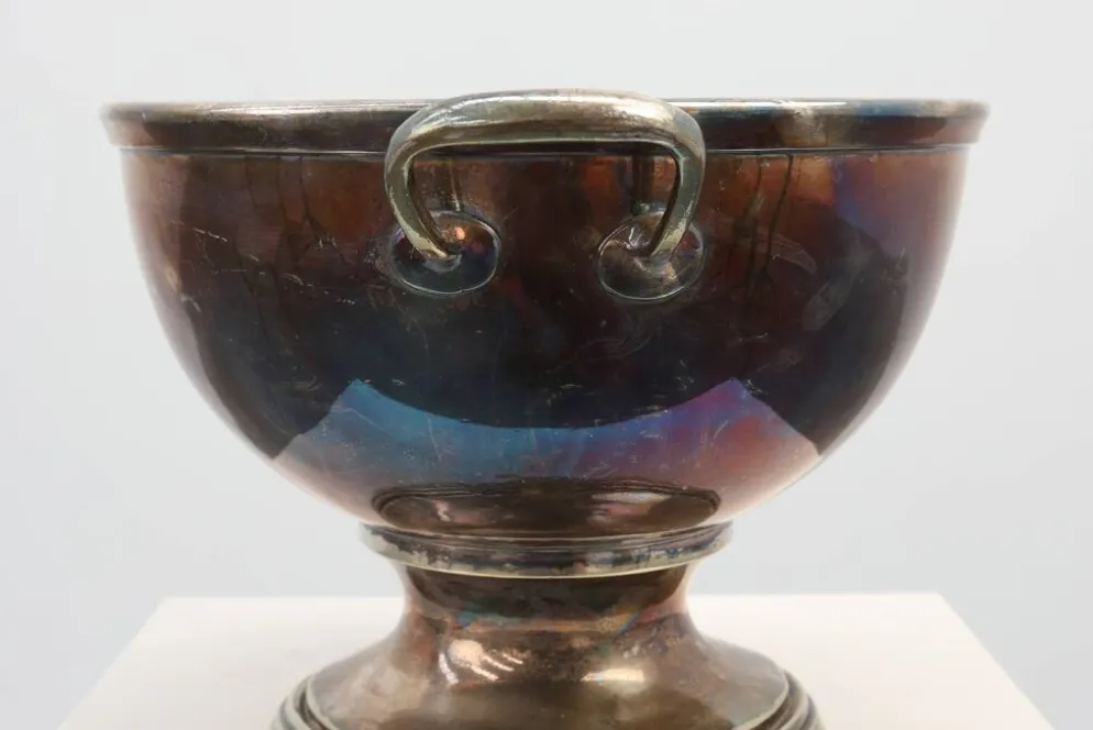 Refroidisseur à champagne en argent massif Art déco avec surface patinée, France années 1920.