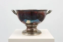 Refroidisseur à champagne en argent massif Art déco avec surface patinée, France années 1920.