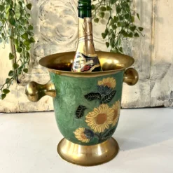 Refroidisseur à champagne vintage en laiton et émail vert cloisonné avec tournesol