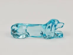 6 repose-couteaux Art déco français en verre bleu clair, années 1930 représentant un teckel ou basset