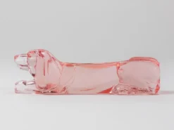 12 Repose-couteaux Chien Teckel Basset Art Déco Français en Verre Rosé, France, Années 1930