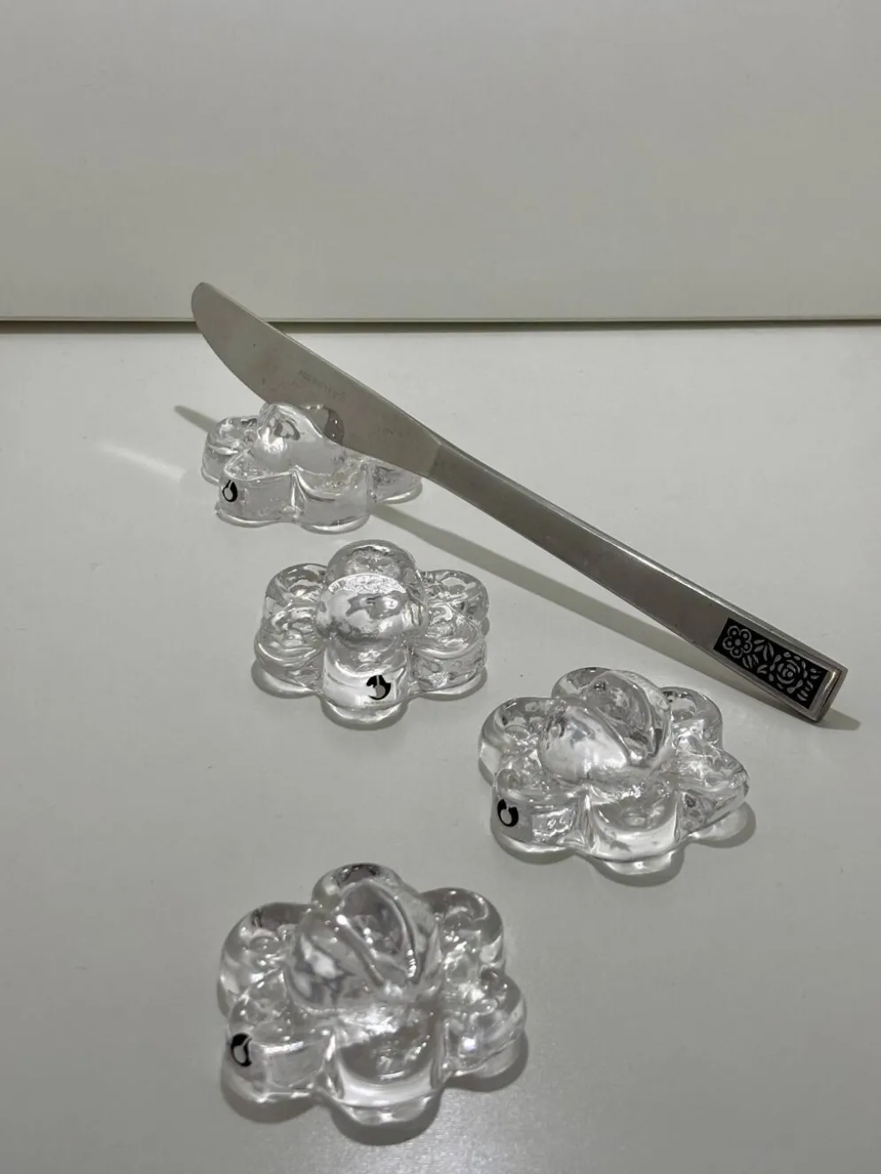 4 Repose-couteaux en verre transparent - Pukkeberg - Suède - 1970
