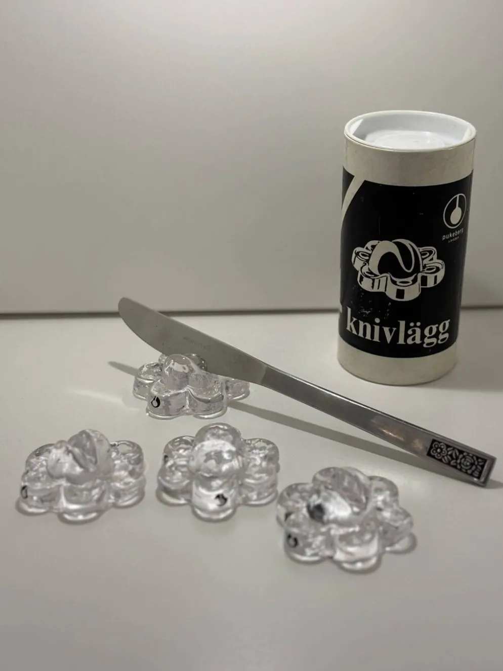 4 Repose-couteaux en verre transparent - Pukkeberg - Suède - 1970