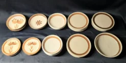 ROBERT PICAULT (1919-2000), lot de plats en céramiques émaillées vintage