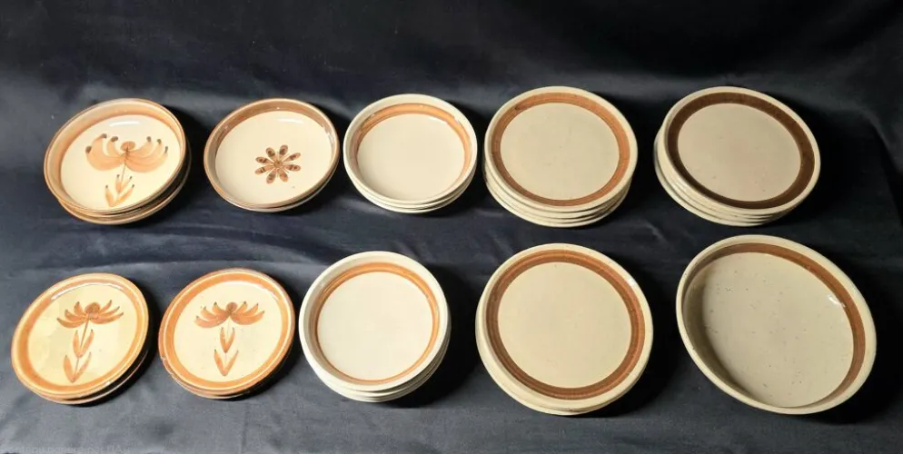 ROBERT PICAULT (1919-2000), lot de plats en céramiques émaillées vintage