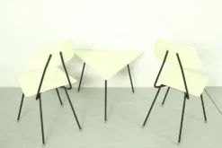 Rob Parry et Emile Truijen Lit, chaise et table de chevet pour la série Dico « Kamer 56 », années 1950