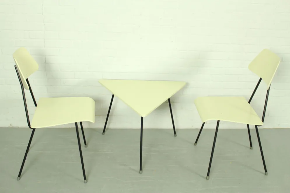 Rob Parry et Emile Truijen Lit, chaise et table de chevet pour la série Dico « Kamer 56 », années 1950