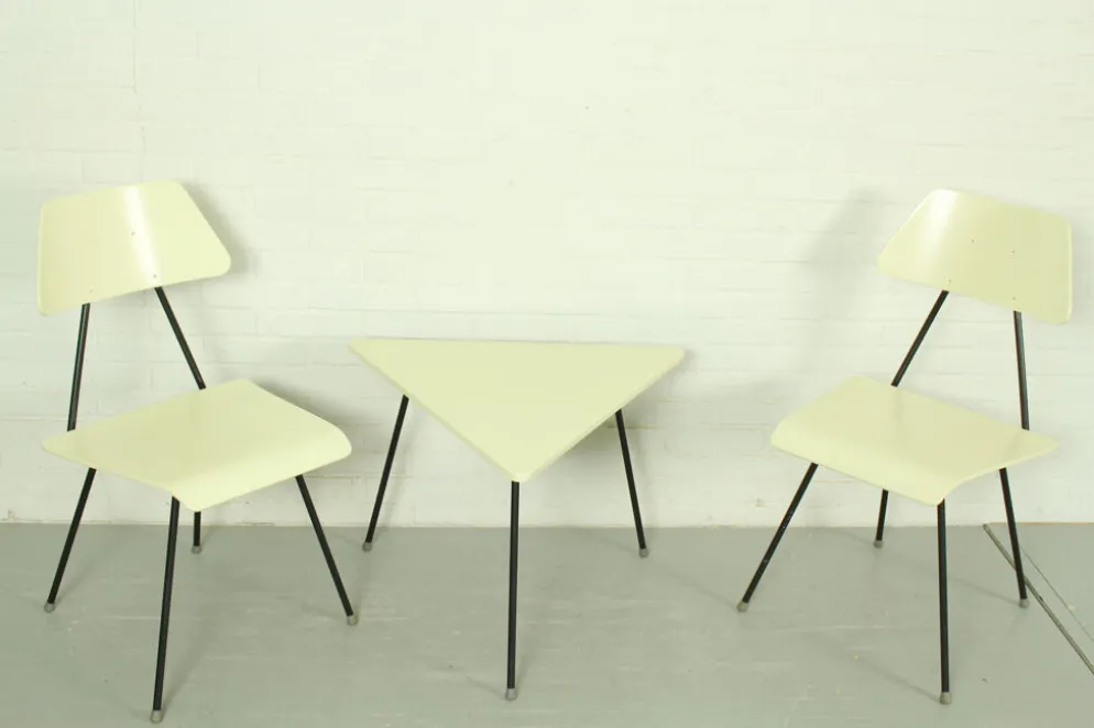 Rob Parry et Emile Truijen Lit, chaise et table de chevet pour la série Dico « Kamer 56 », années 1950