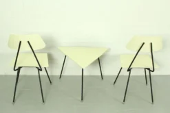 Rob Parry et Emile Truijen Lit, chaise et table de chevet pour la série Dico « Kamer 56 », années 1950