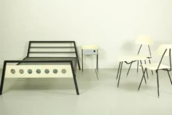 Rob Parry et Emile Truijen Lit, chaise et table de chevet pour la série Dico « Kamer 56 », années 1950