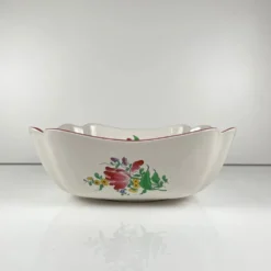 Saladier carré, modèle réverbère par KG Lunéville, motif rose